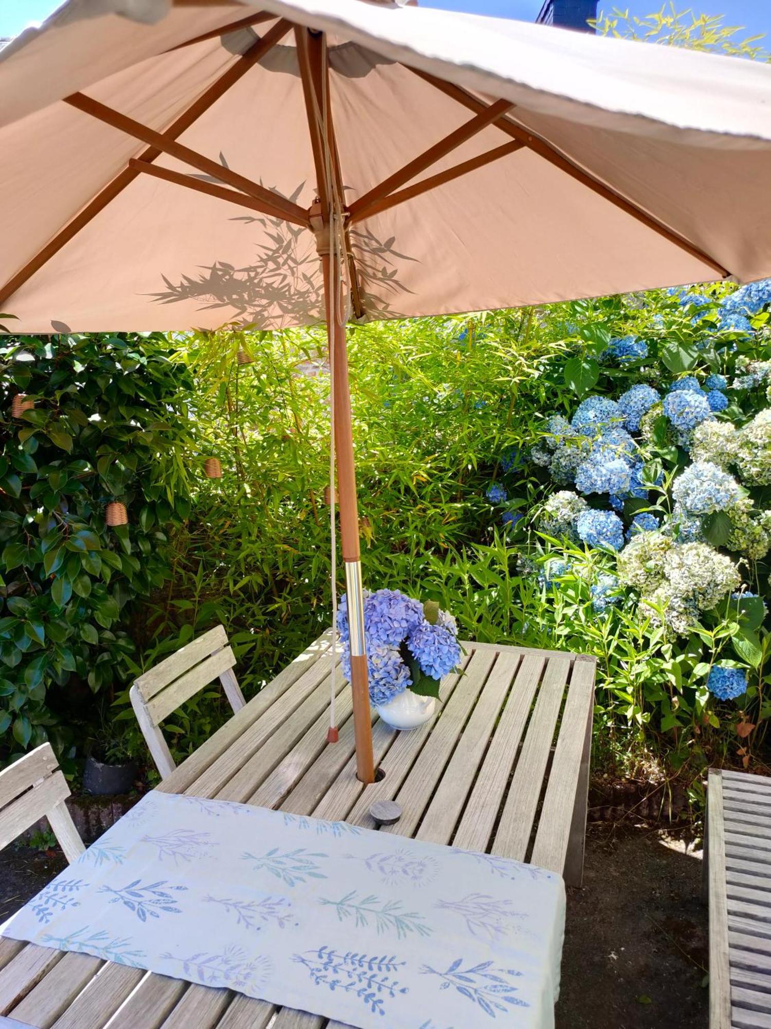Bed and Breakfast Chez Sophie Plescop Exterior foto